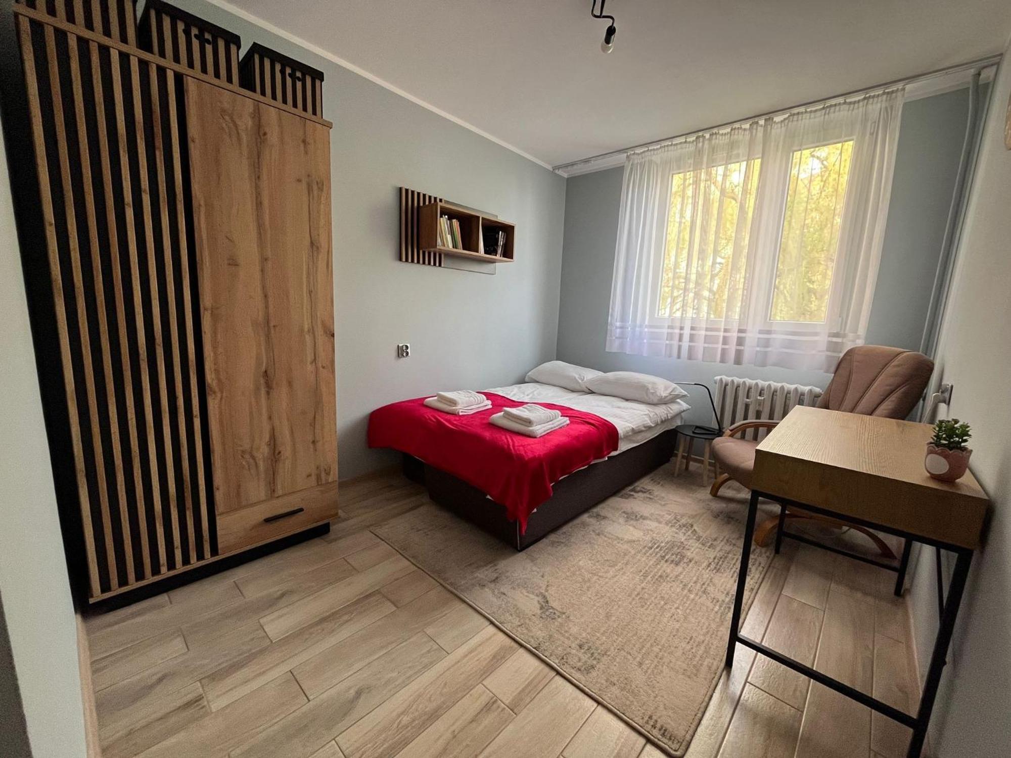 Apartament U Zegarmistrza Z Garazem